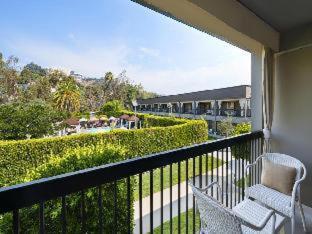 Luxe Sunset Boulevard Hotel Los Angeles Room photo